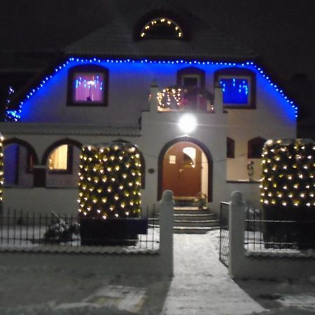 Hotel Getliin Saku Kültér fotó