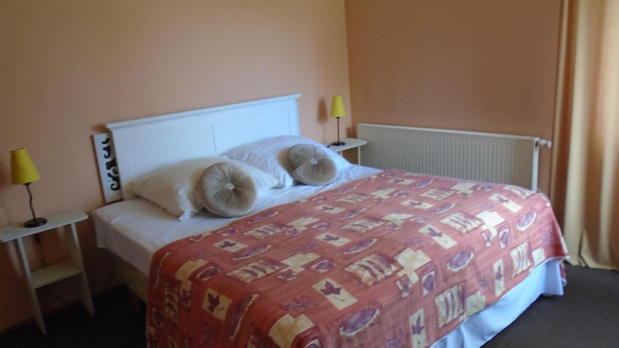 Hotel Getliin Saku Kültér fotó