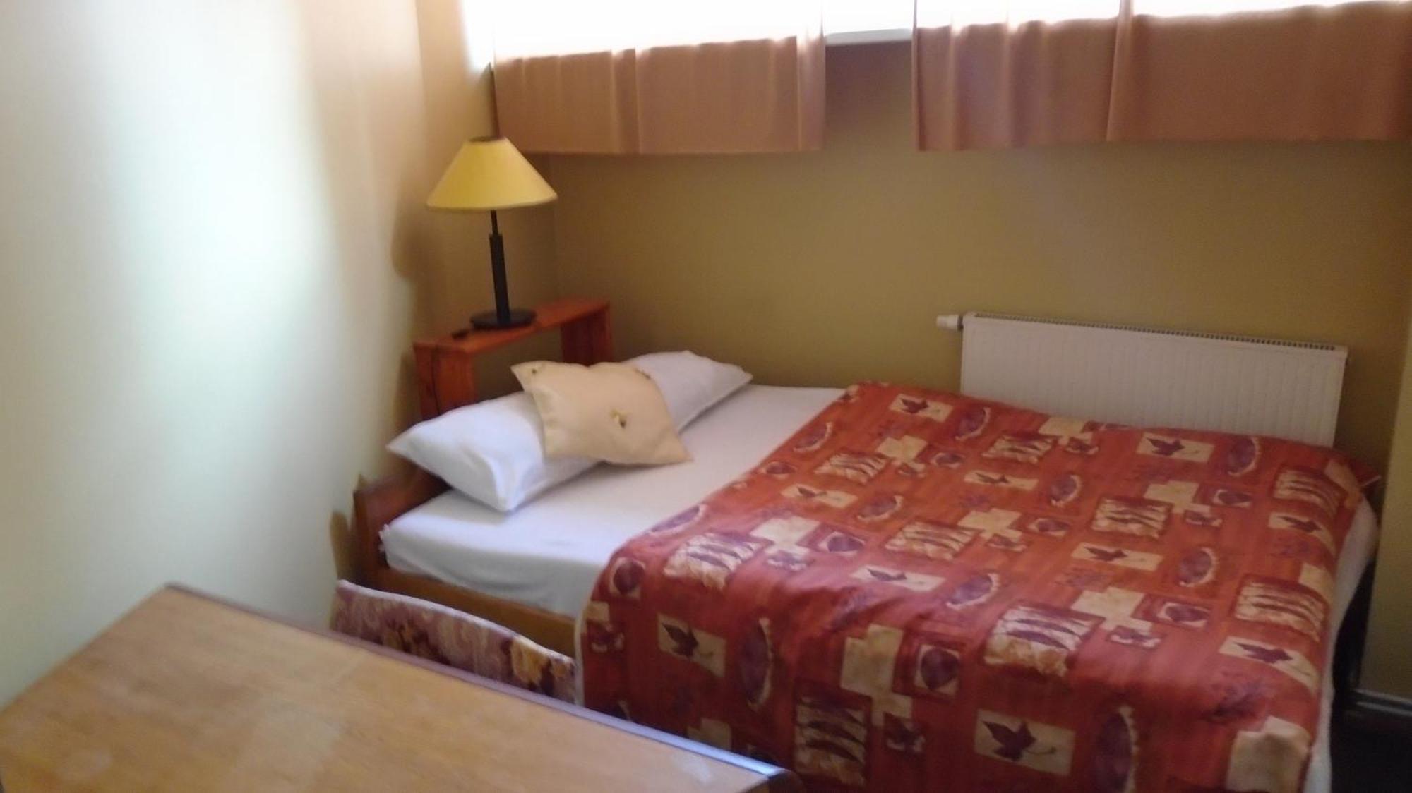 Hotel Getliin Saku Kültér fotó