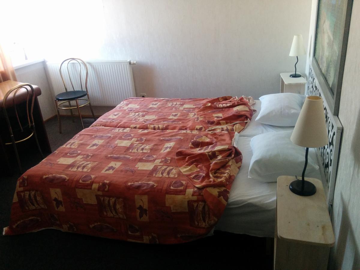 Hotel Getliin Saku Kültér fotó