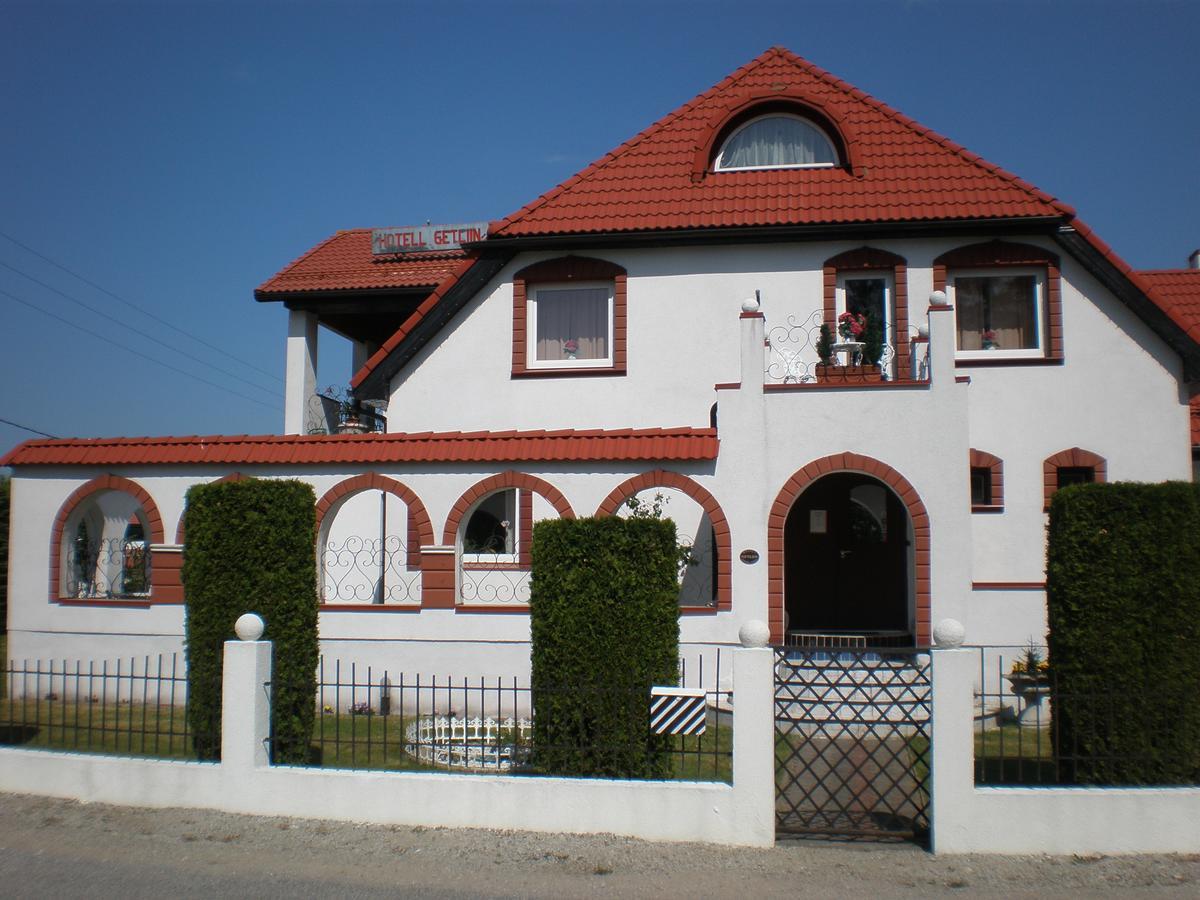 Hotel Getliin Saku Kültér fotó