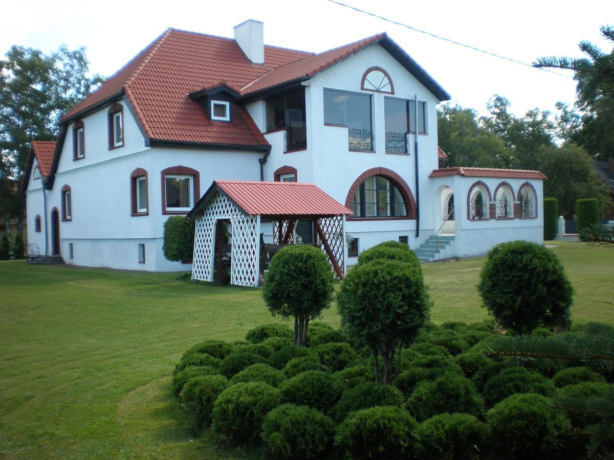 Hotel Getliin Saku Kültér fotó
